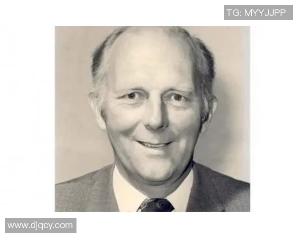 亚当斯的传奇人生与时代变迁的深刻影响探讨